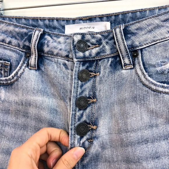 Sold - Picture 4 of 7